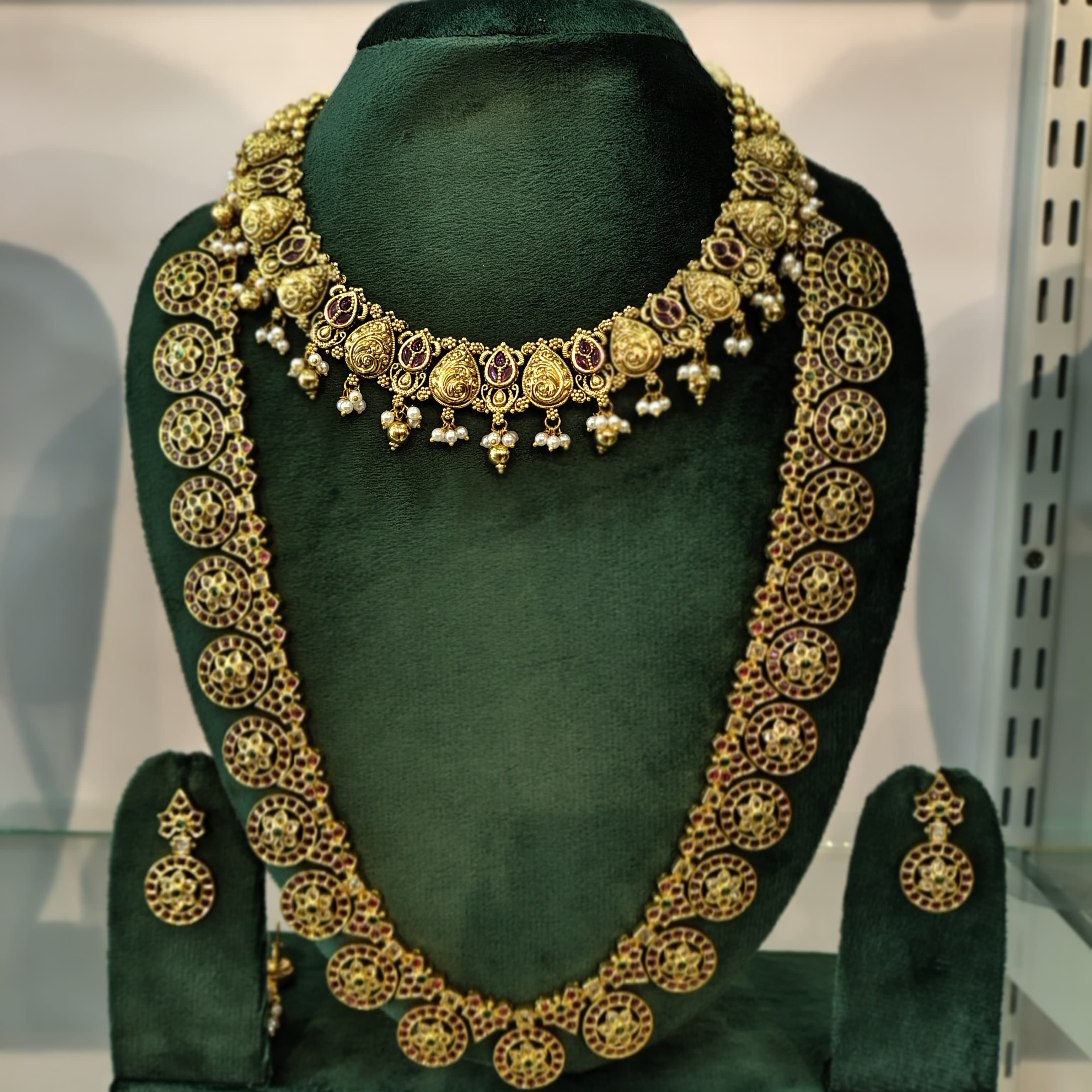 Neck piece
